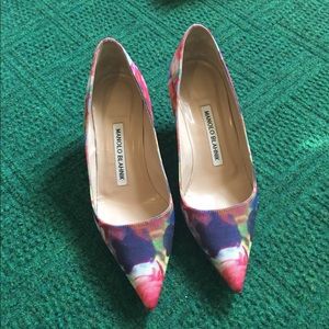 authentic Manolo blahnik